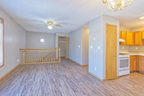 $349,900 | 160 Pacific Avenue East, Dassel, MN 55325