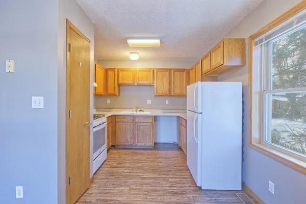 $349,900 | 160 Pacific Avenue East, Dassel, MN 55325