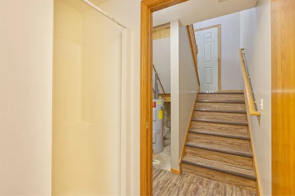 $349,900 | 160 Pacific Avenue East, Dassel, MN 55325