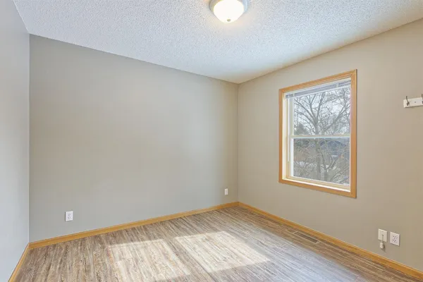 $349,900 | 160 Pacific Avenue East, Dassel, MN 55325