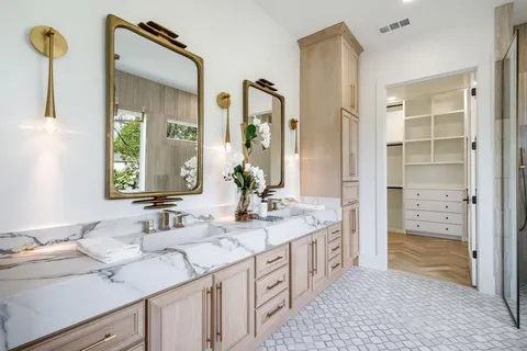 $2,275,000 | 6162 Prospect Avenue, Dallas, TX 75214