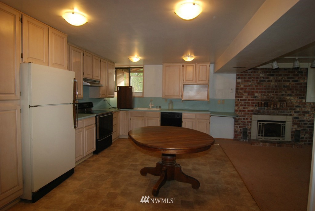 20305 Filbert Drive Bothell, WA 98012 - Photo 11 of 14
