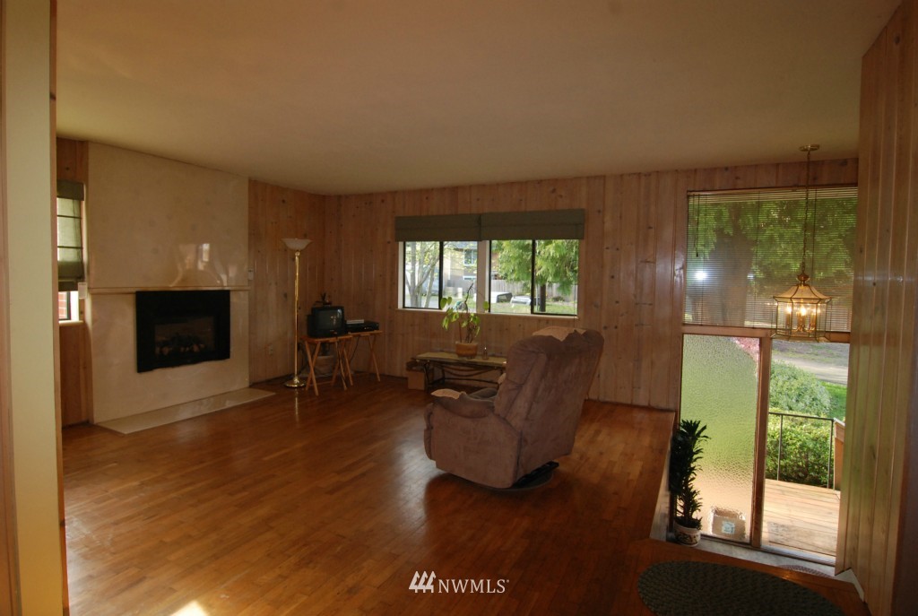20305 Filbert Drive Bothell, WA 98012 - Photo 9 of 14