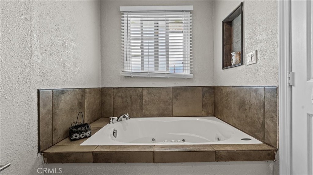 8715 Lurline Street Rancho Cucamonga, CA 91701 - Photo 16 of 41
