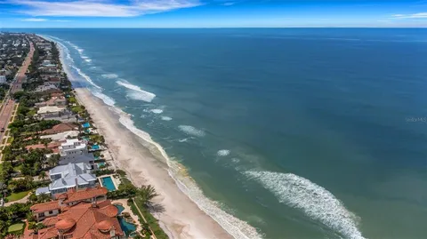 $2,100,000 | 1903 Bayshore Drive, Belleair Beach, FL 33786