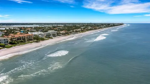 $2,100,000 | 1903 Bayshore Drive, Belleair Beach, FL 33786