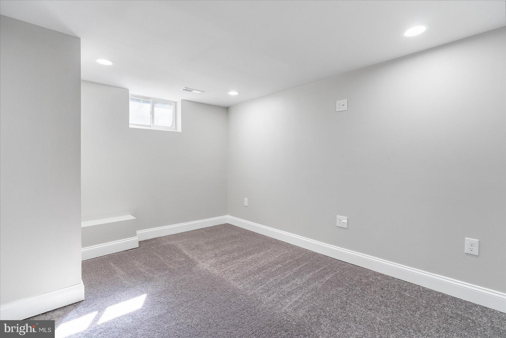 807 Kevin Road Baltimore, MD 21229 - Photo 17 of 37