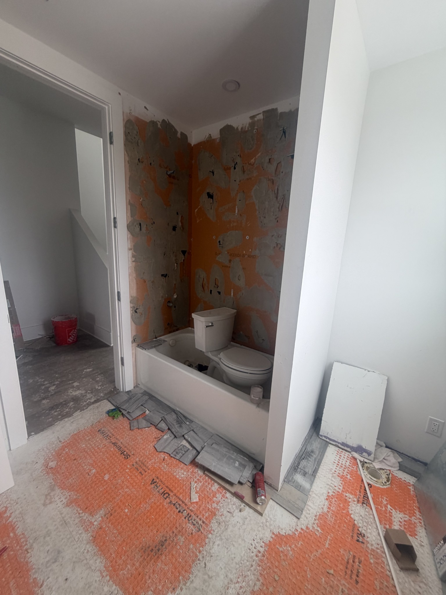 344 Rio Vista Drive Madison, TN 37115 - Photo 17 of 20 a bedroom with a bed and a couch