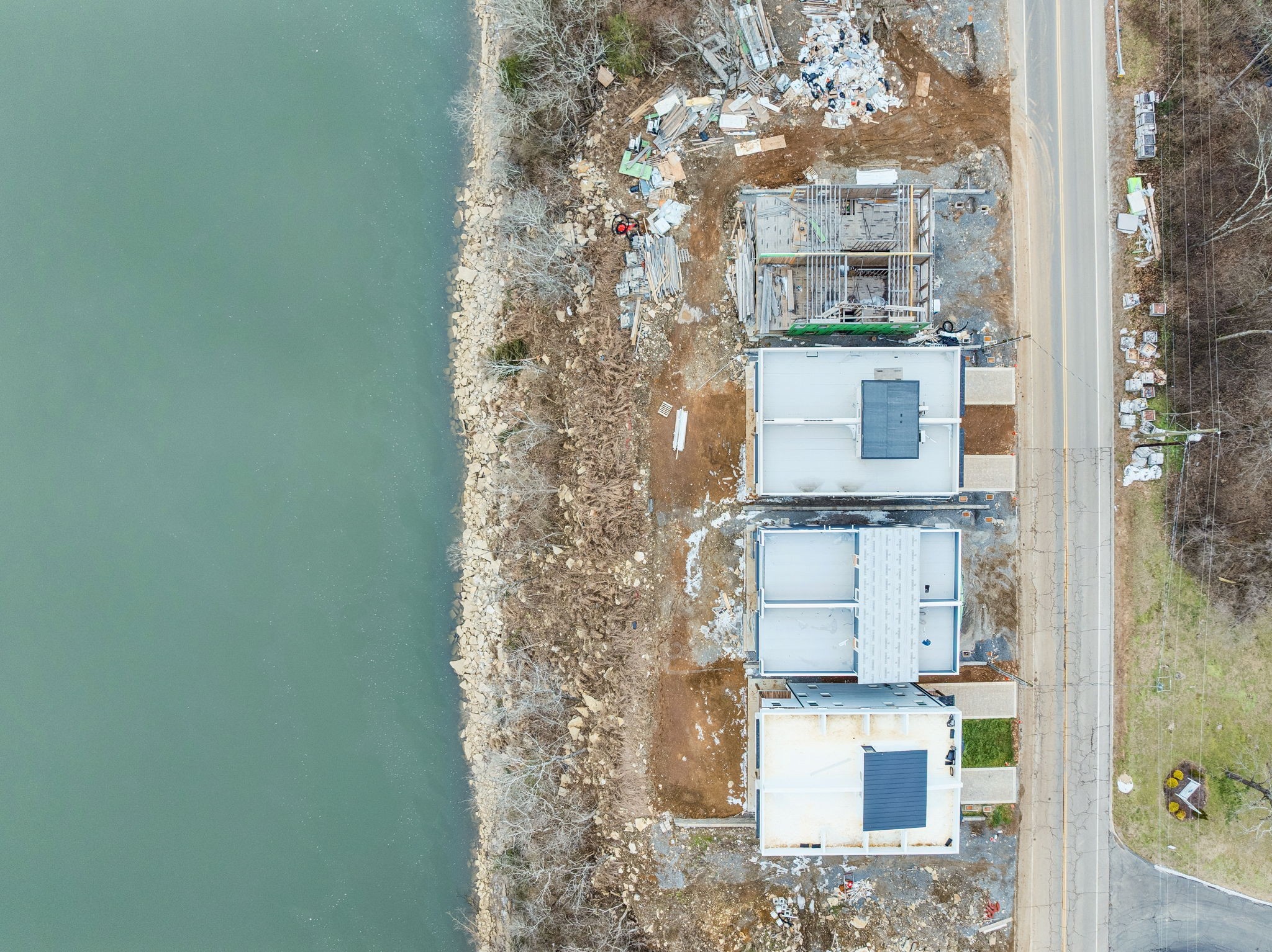 344 Rio Vista Drive Madison, TN 37115 - Photo 4 of 20 with a bathroom with a toilet and a shower