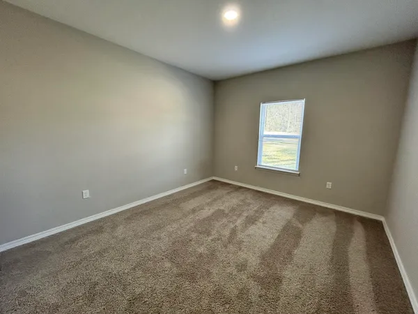 $2,000 | 6737 Sarah Ann Way, Laurel Hill, FL 32567