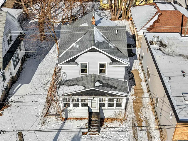 $159,900 | 716 Merritt Avenue, Oshkosh, WI 54901