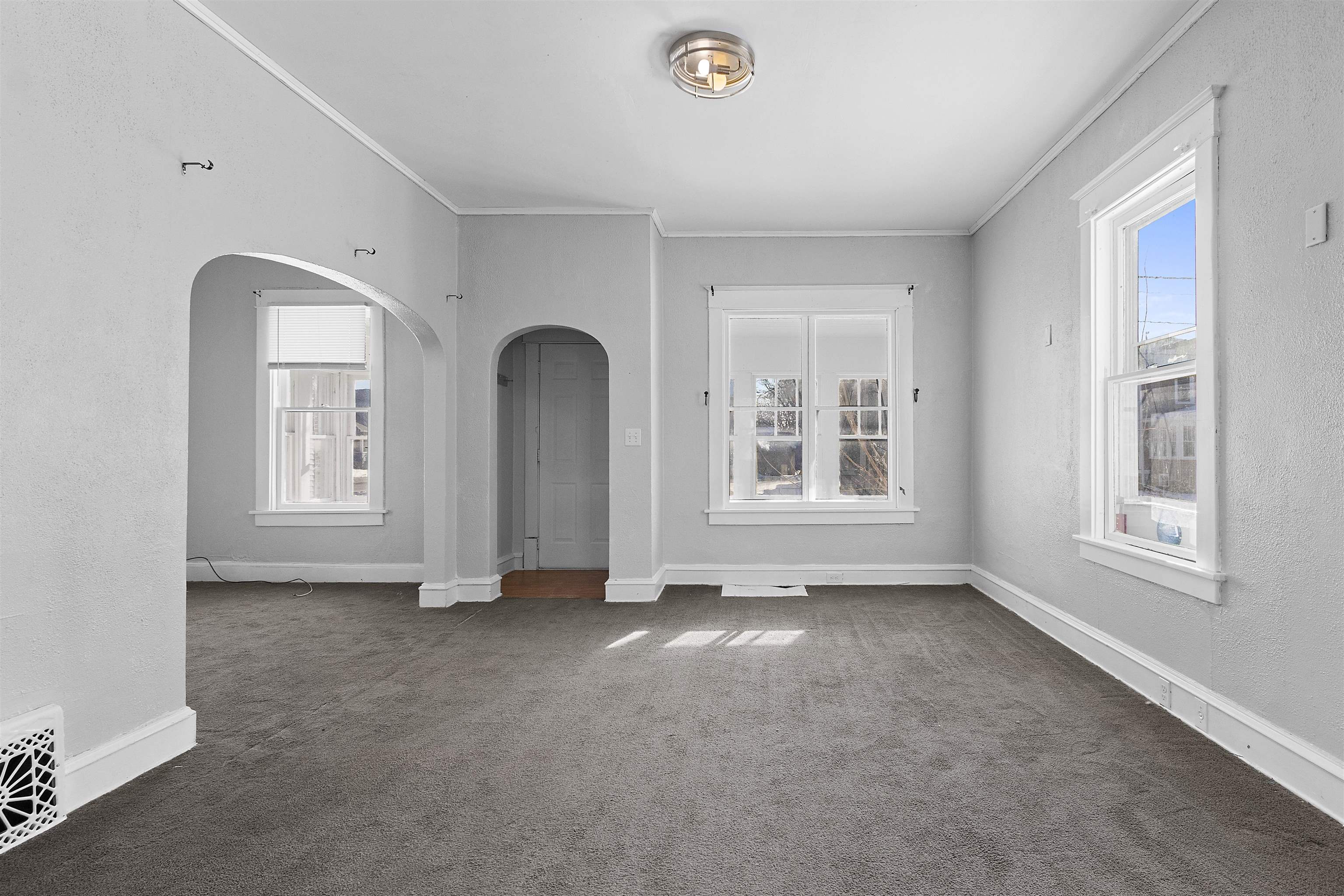 716 Merritt Avenue Oshkosh, WI 54901 - Photo 5 of 20