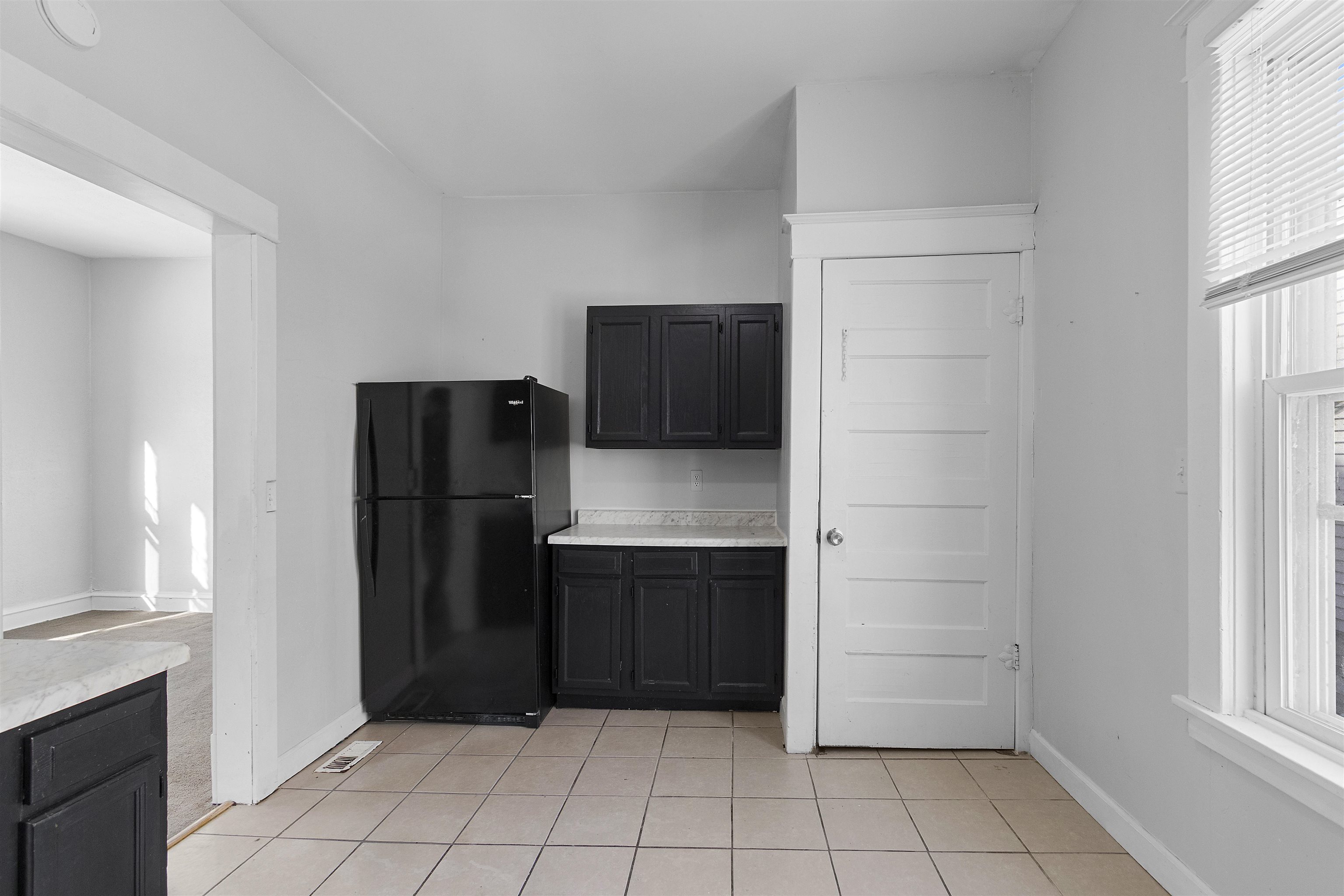 716 Merritt Avenue Oshkosh, WI 54901 - Photo 8 of 20