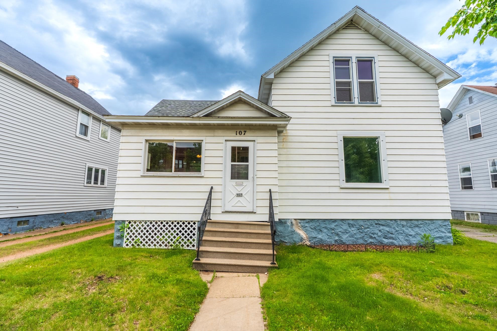 107 North Polk Street Merrill, WI 54452 - Photo 1 of 39