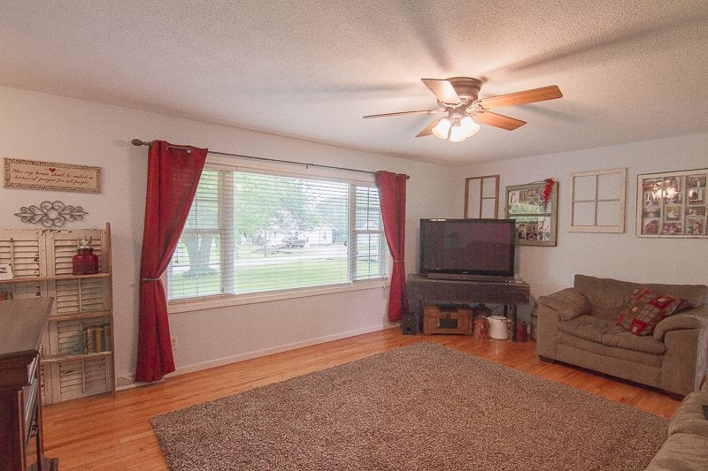 401 St Mary's Street Riverside, IA 52327 - Photo 5 of 32 Gallery Image 5