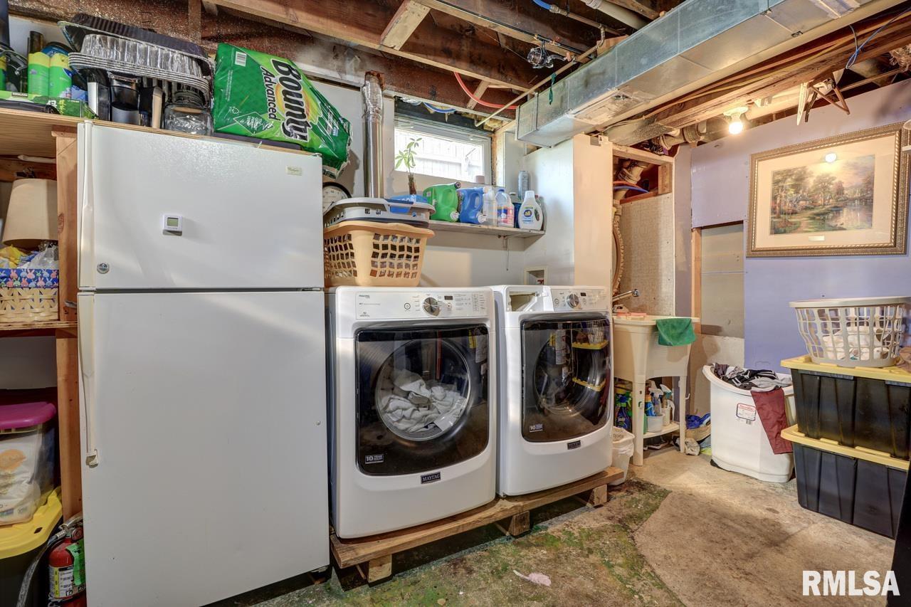 2410 Barker Street Clinton, IA 52732 - Photo 21 of 28