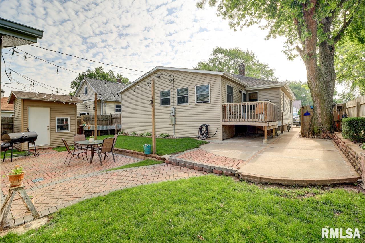 2410 Barker Street Clinton, IA 52732 - Photo 26 of 28