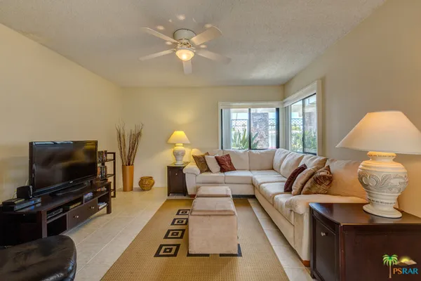 $2,500 | 1533 East Canyon Estates Drive, Palm Springs, CA 92264