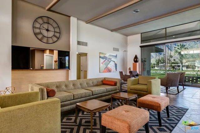 $3,800 | 1533 East Canyon Estates Drive, Palm Springs, CA 92264