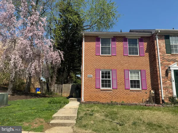 $2,700 | 6674 Ducketts Lane, Unit 151, Elkridge, MD 21075