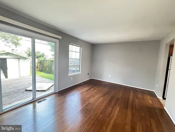 $2,700 | 6674 Ducketts Lane, Unit 151, Elkridge, MD 21075