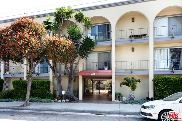 $3,100 | 2311 4th Street, Unit 114, Santa Monica, CA 90405