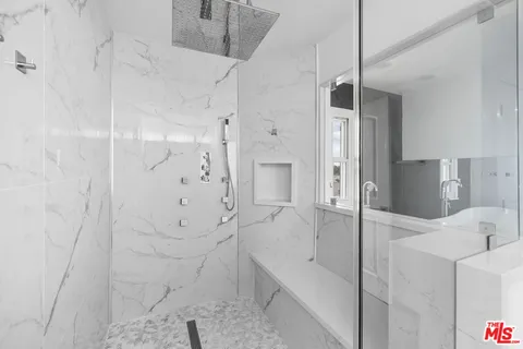 $1,378,000 | 9717 South 4th Avenue, Inglewood, CA 90305