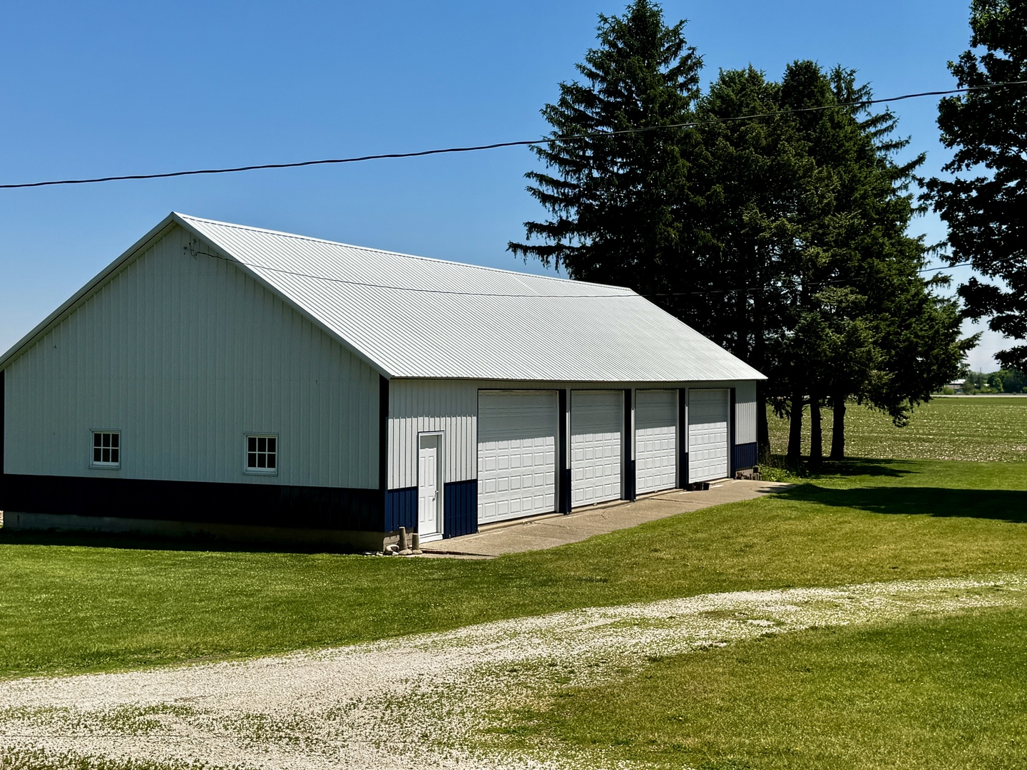 16606 West Backbone Road Princeton, IL 61356 - Photo 27 of 40 a house view with a garden space