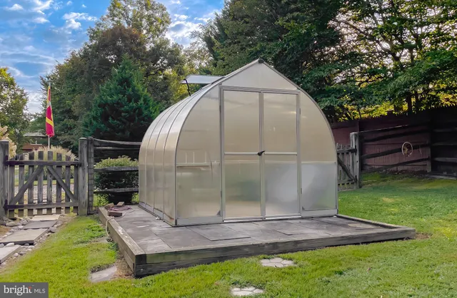 $549,000 | 10665 Horseshoe Court, La Plata, MD 20646