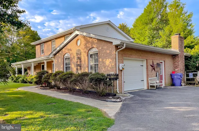 $549,000 | 10665 Horseshoe Court, La Plata, MD 20646