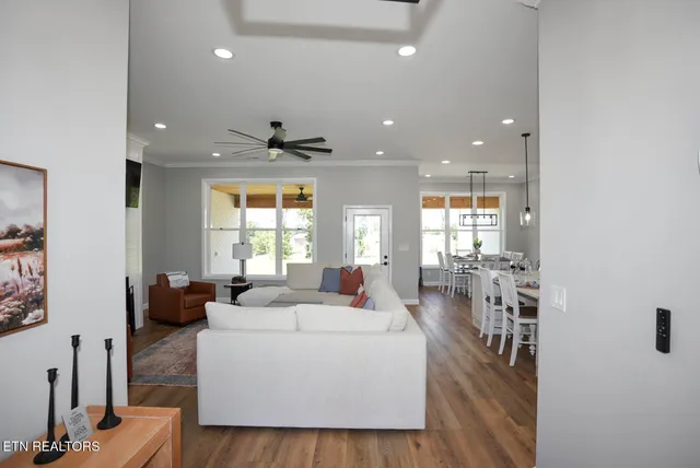 $1,200,000 | 250 Sunset Boulevard, White Pine, TN 37890