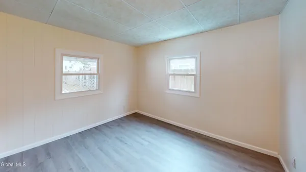 $2,550 | 13 Hawley Avenue, Colonie, NY 12205