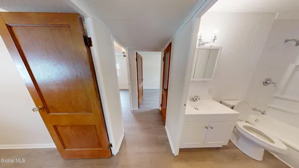 $2,550 | 13 Hawley Avenue, Colonie, NY 12205