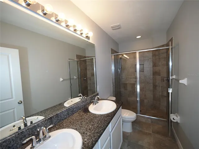 $2,300 | 2615 Midnight Pearl Drive, Sarasota, FL 34240