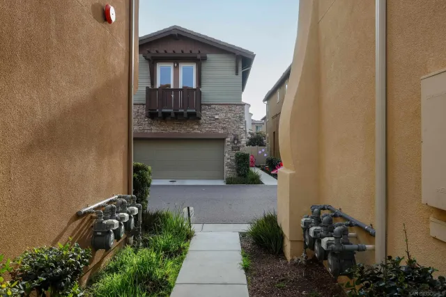 $1,139,000 | 3269 Vestra Way, Carlsbad, CA 92010