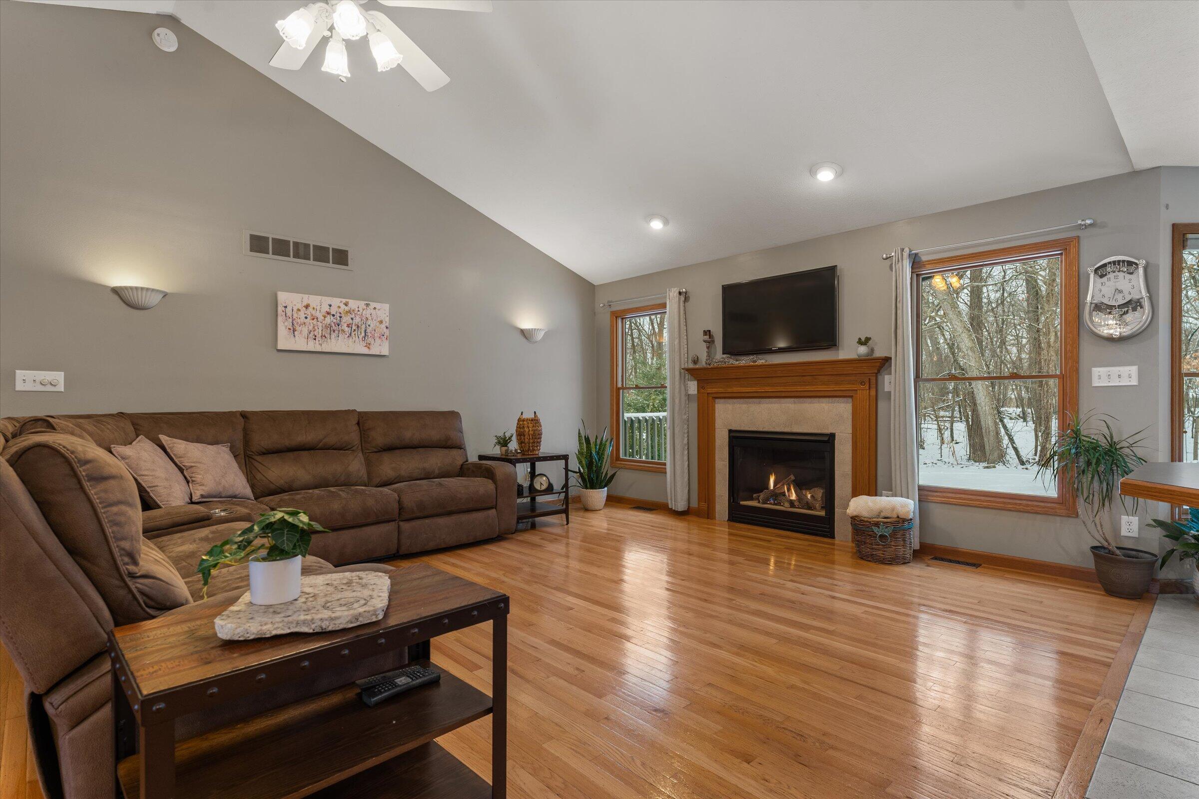 68640 Christiana Lake Road Edwardsburg, MI 49112 - Photo 11 of 38 07-DSC01522