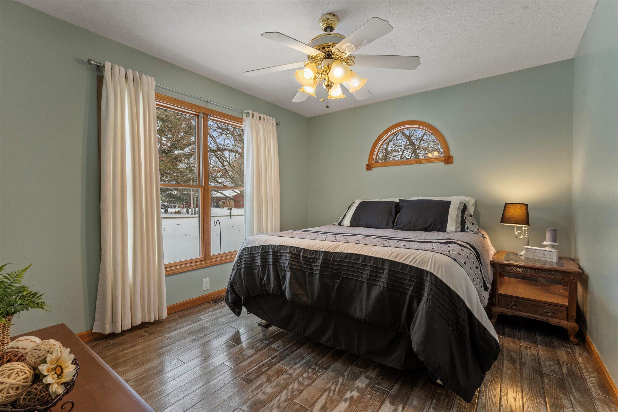 68640 Christiana Lake Road Edwardsburg, MI 49112 - Photo 19 of 38 22-DSC01452