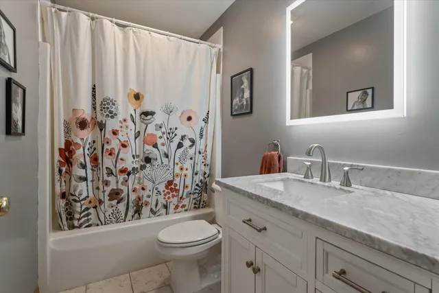 $440,000 | 68640 Christiana Lake Road, Edwardsburg, MI 49112