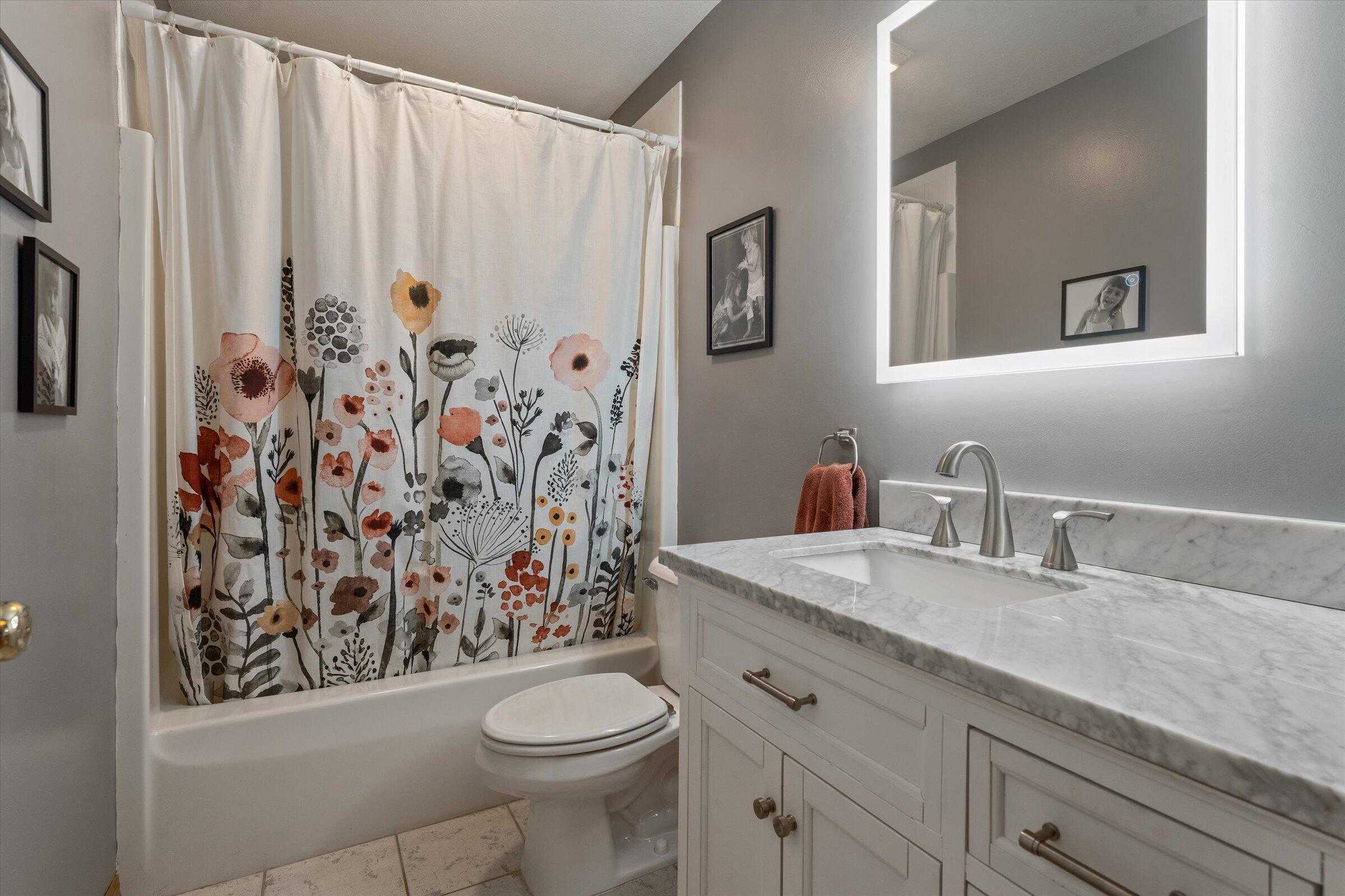 68640 Christiana Lake Road Edwardsburg, MI 49112 - Photo 21 of 38 24-DSC01432