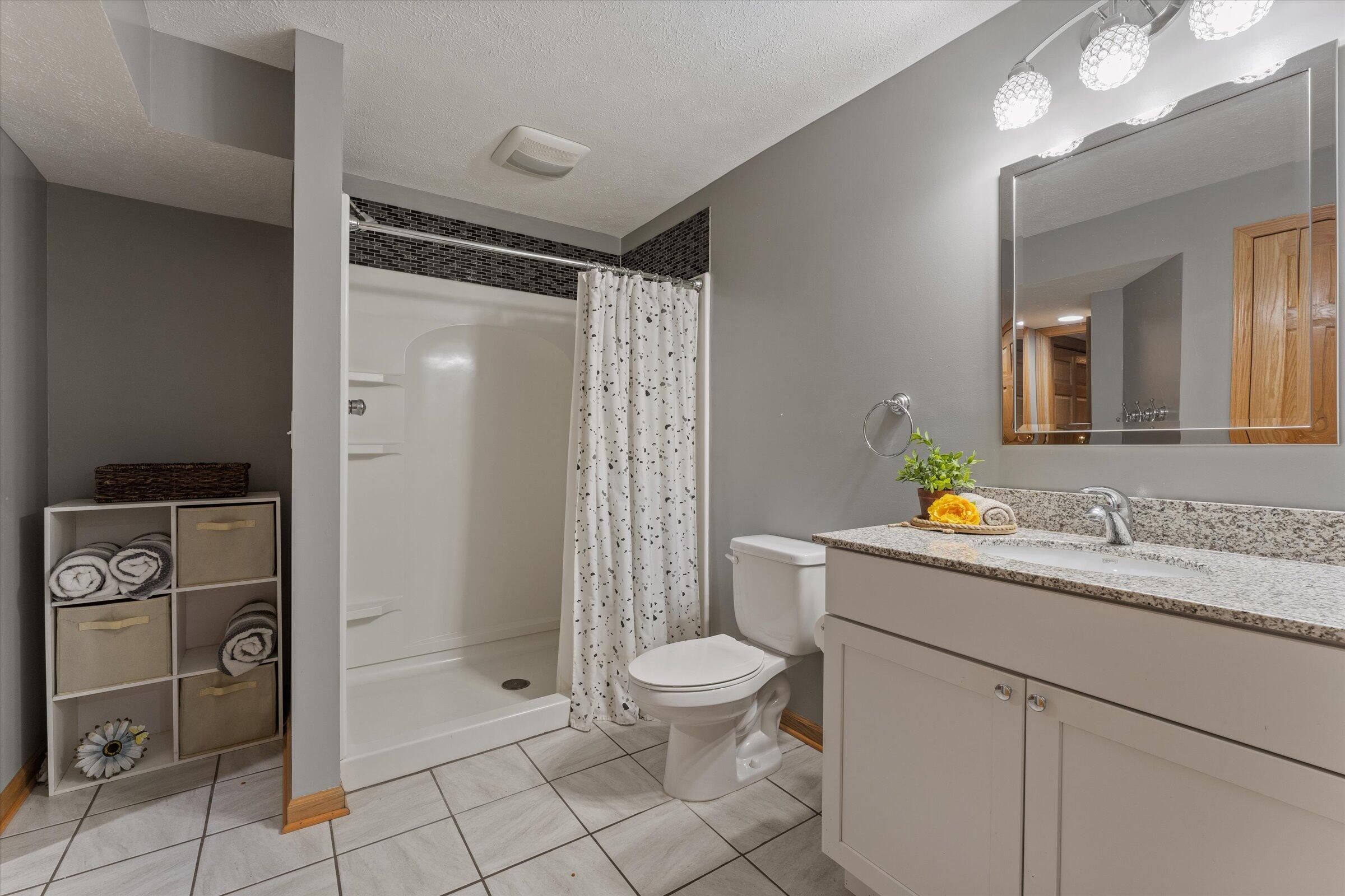 68640 Christiana Lake Road Edwardsburg, MI 49112 - Photo 27 of 38 33-DSC01407