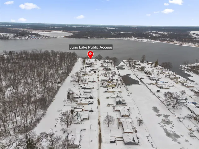 $440,000 | 68640 Christiana Lake Road, Edwardsburg, MI 49112