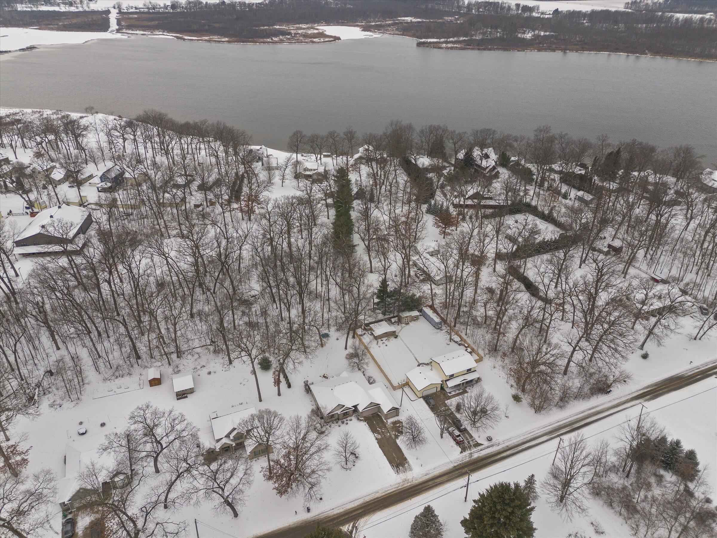 68640 Christiana Lake Road Edwardsburg, MI 49112 - Photo 33 of 38 49-DJI_0382