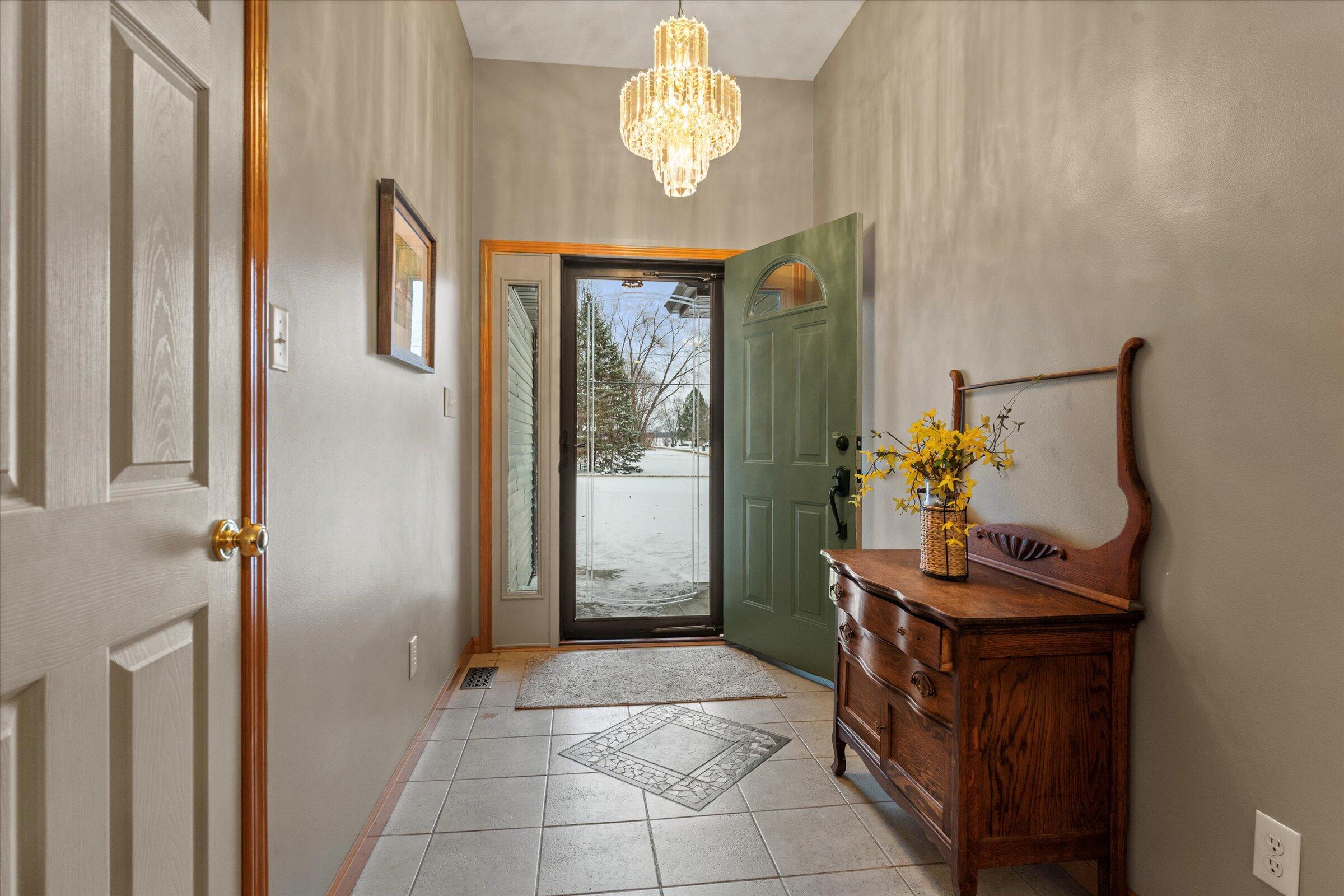 68640 Christiana Lake Road Edwardsburg, MI 49112 - Photo 6 of 38 05-DSC01512