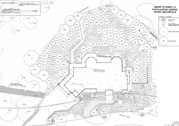 en suite bathroom with a shower