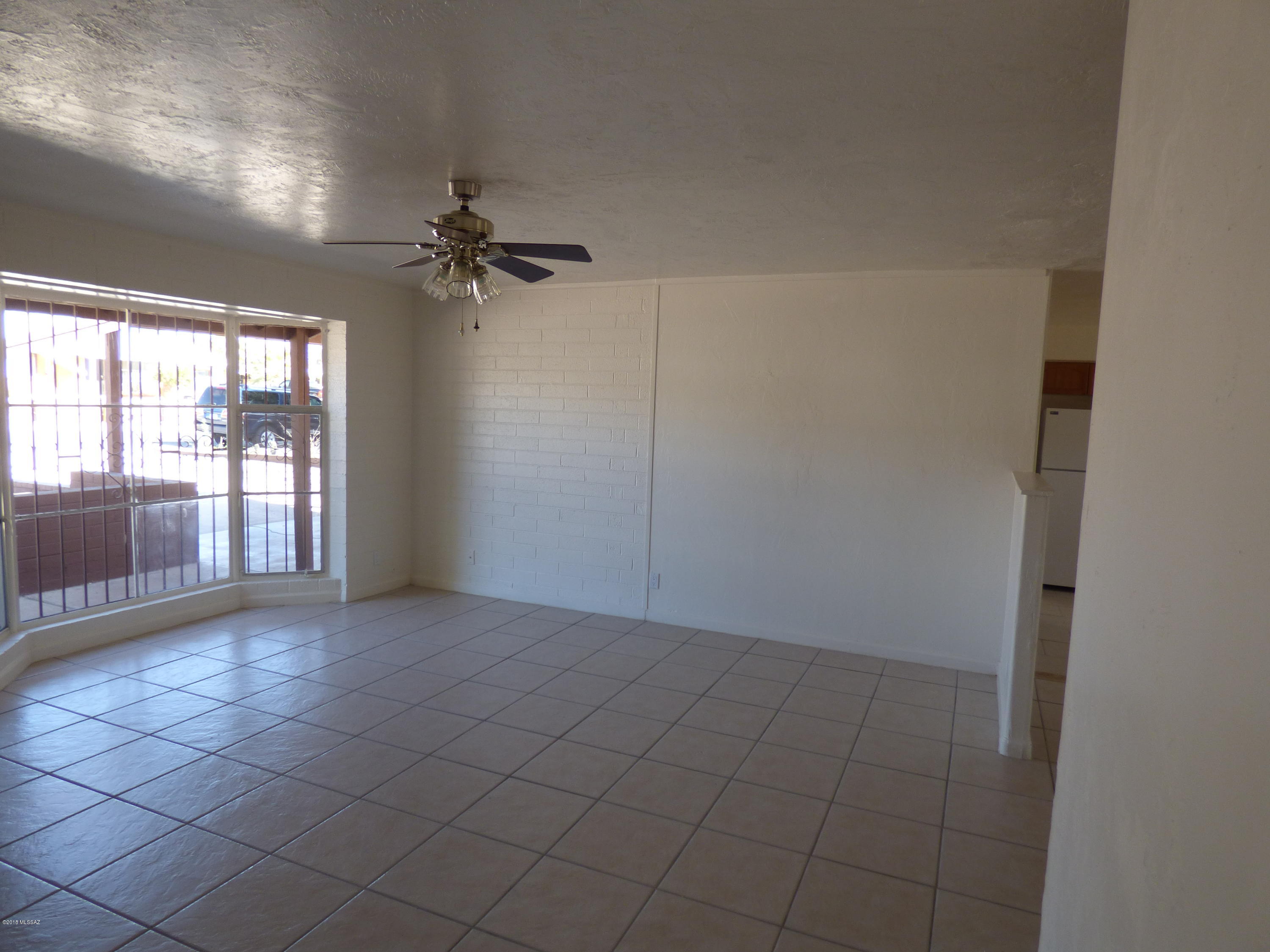 2011 West Merlin Road Tucson, AZ 85713 - Photo 9 of 28