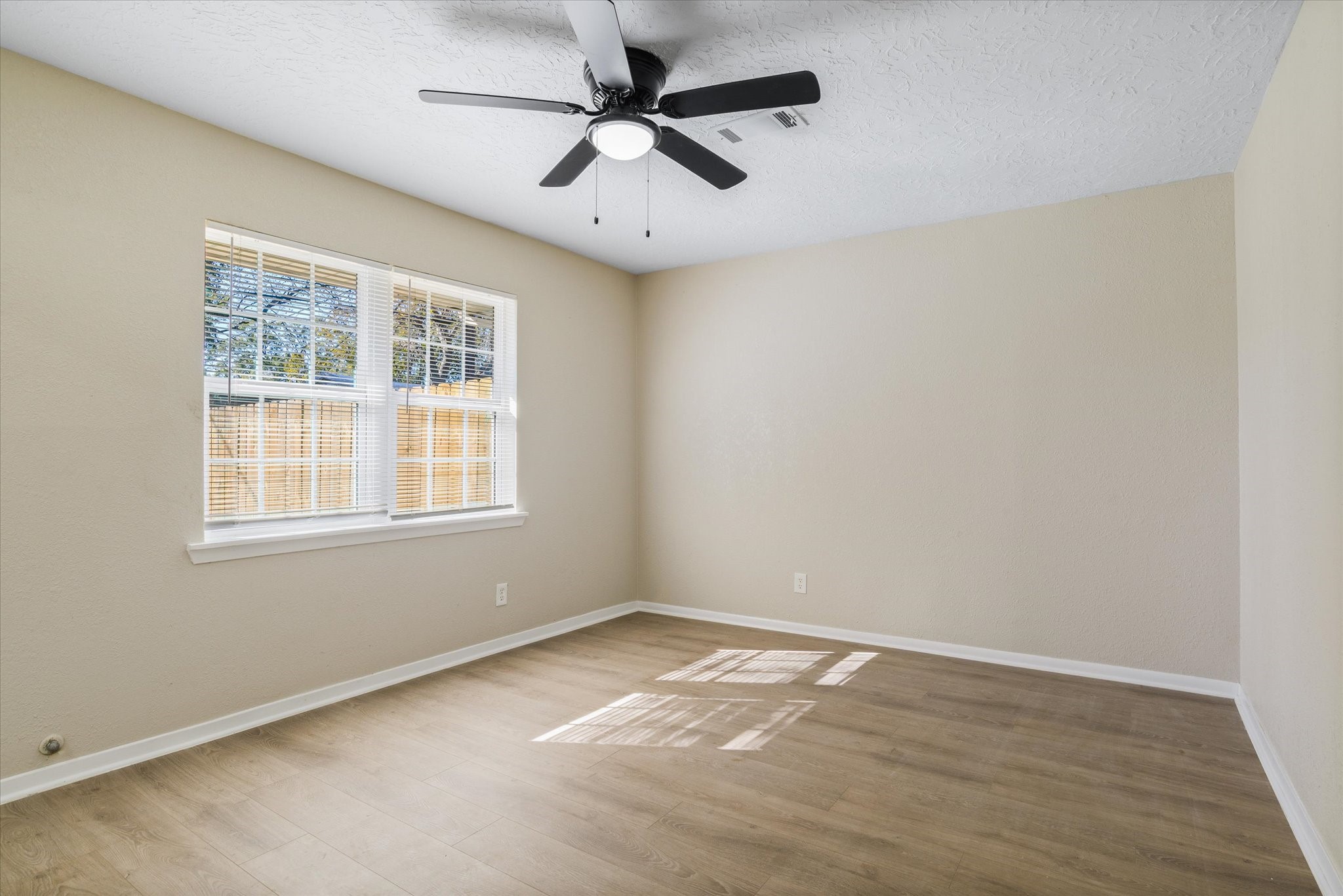 3514 Mattye Maye Drive, Unit A Pasadena, TX 77503 - Photo 8 of 14