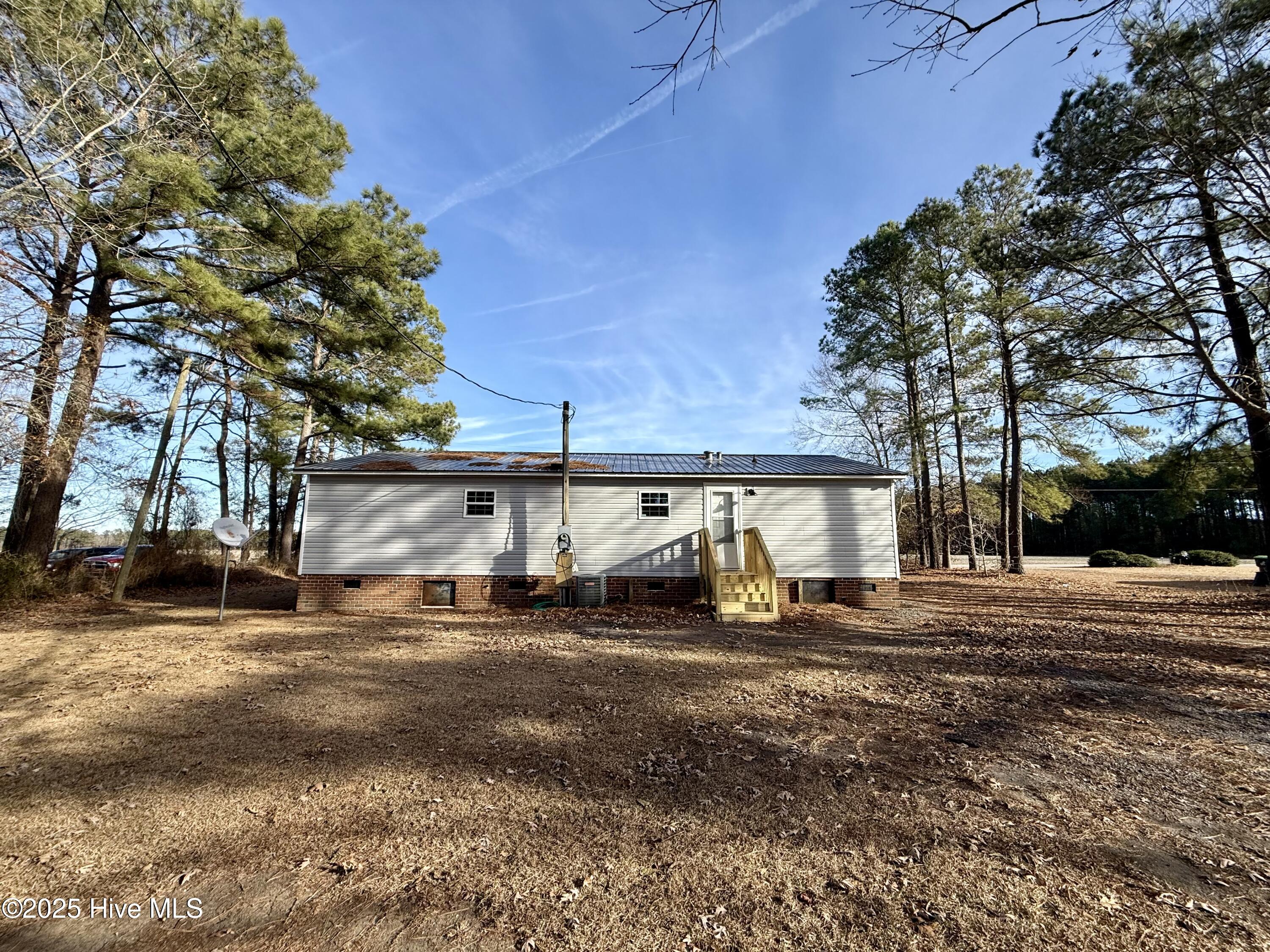 3184 Lee Road Williamston, NC 27892 - Photo 7 of 56 Back of home