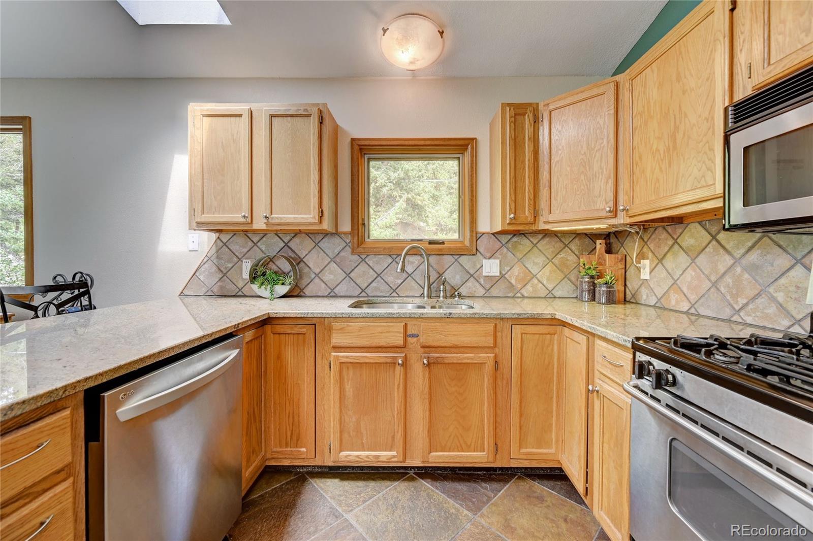 9417 Aldrich Road Conifer, CO 80433 - Photo 8 of 40 Gallery Image 8