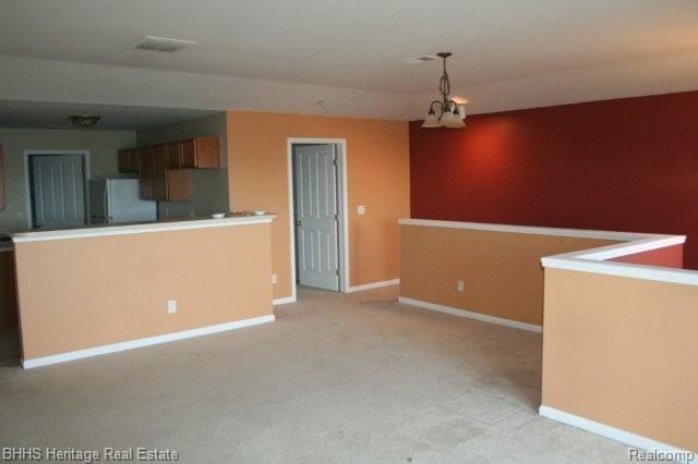 4153 Hampton Ridge Boulevard, Unit 31 Howell, MI 48843 - Photo 11 of 19 Living Room