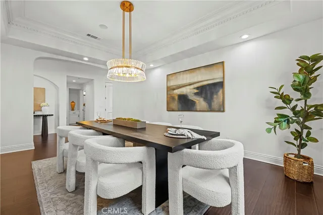 $3,695,000 | 5012 Gerald Avenue, Encino, CA 91436